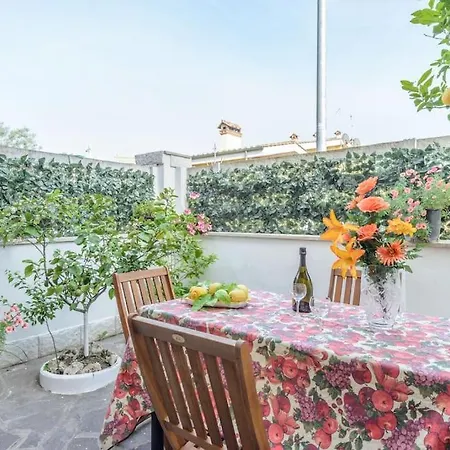 Holiday home Private Flat In